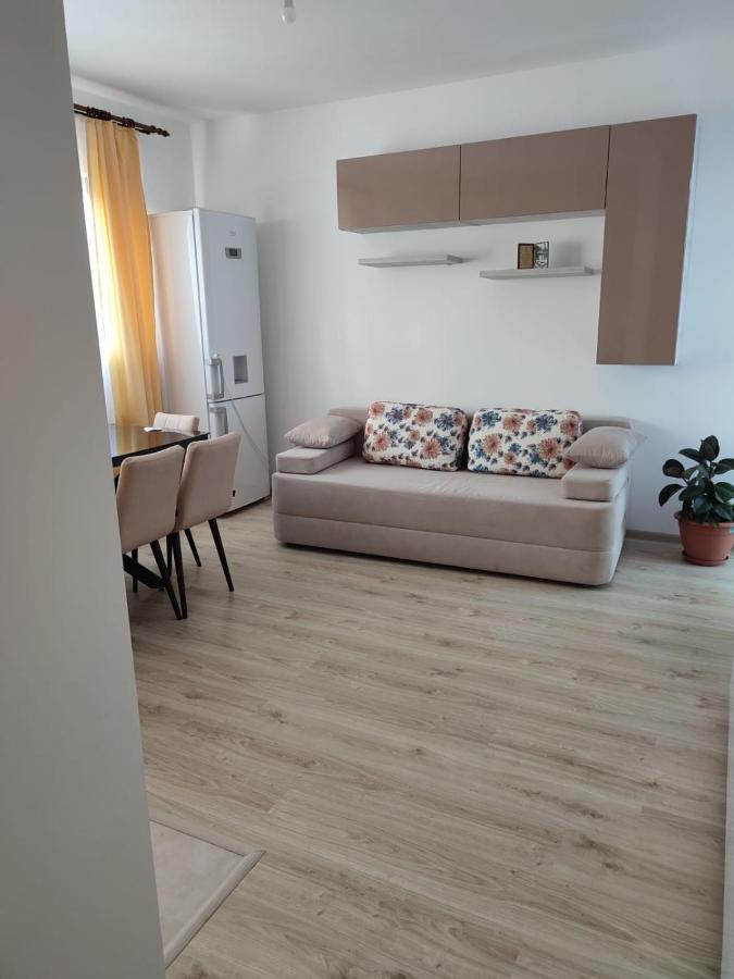 Apartamento Marina'S House Ghimbav Exterior foto